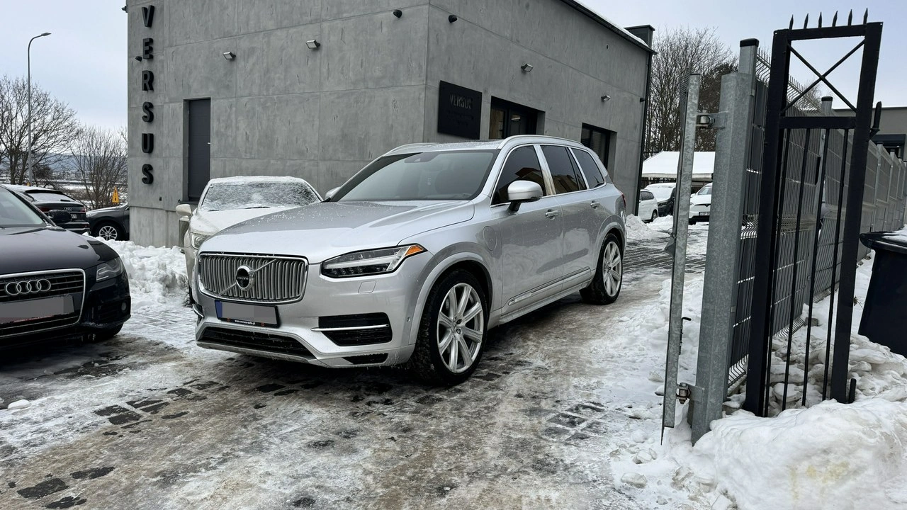 Volvo XC 90 - Główne zdjęcie