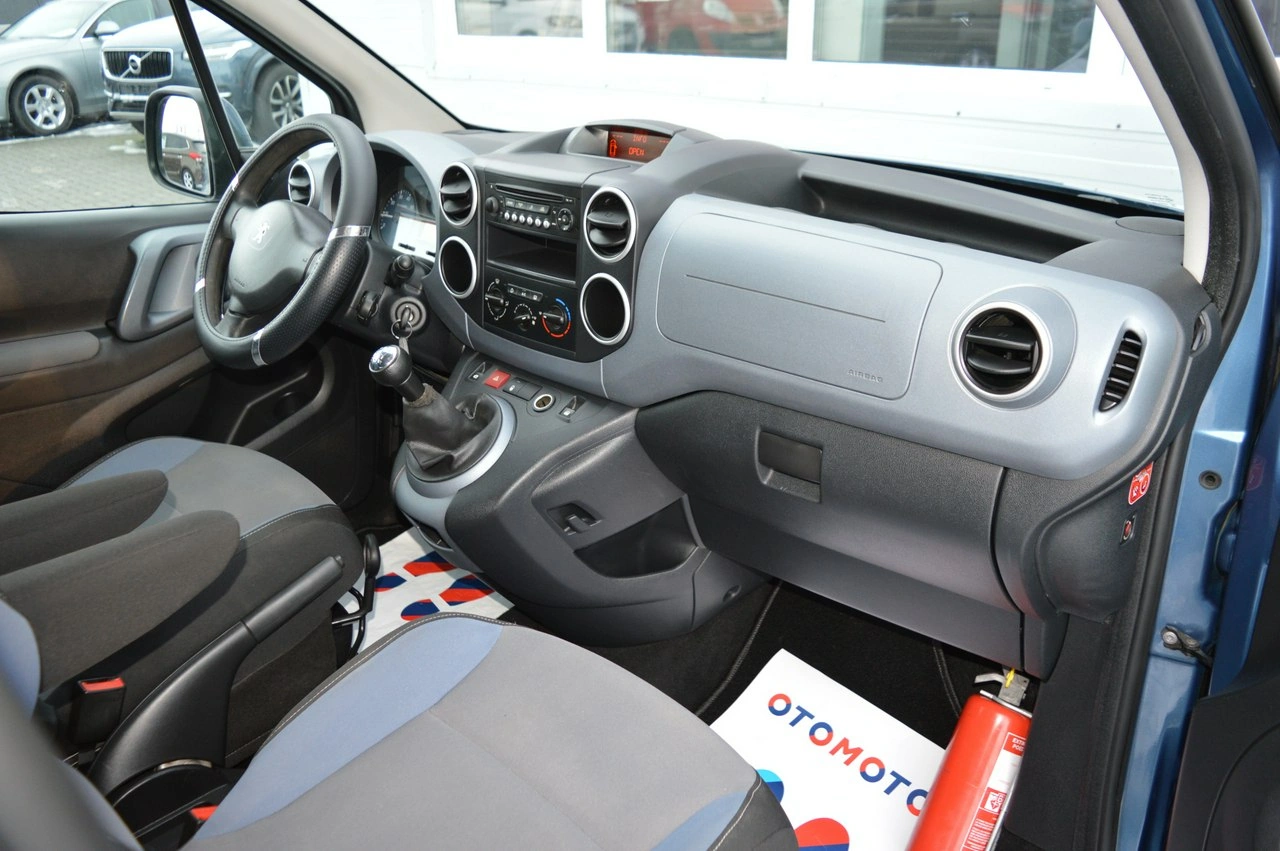 Peugeot Partner - Zdjęcie 25