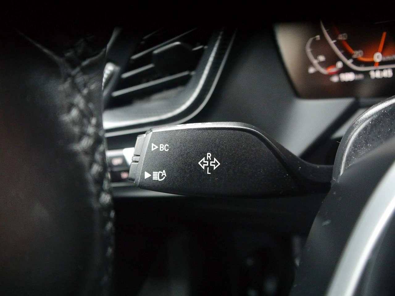 BMW 118 - Zdjęcie 33