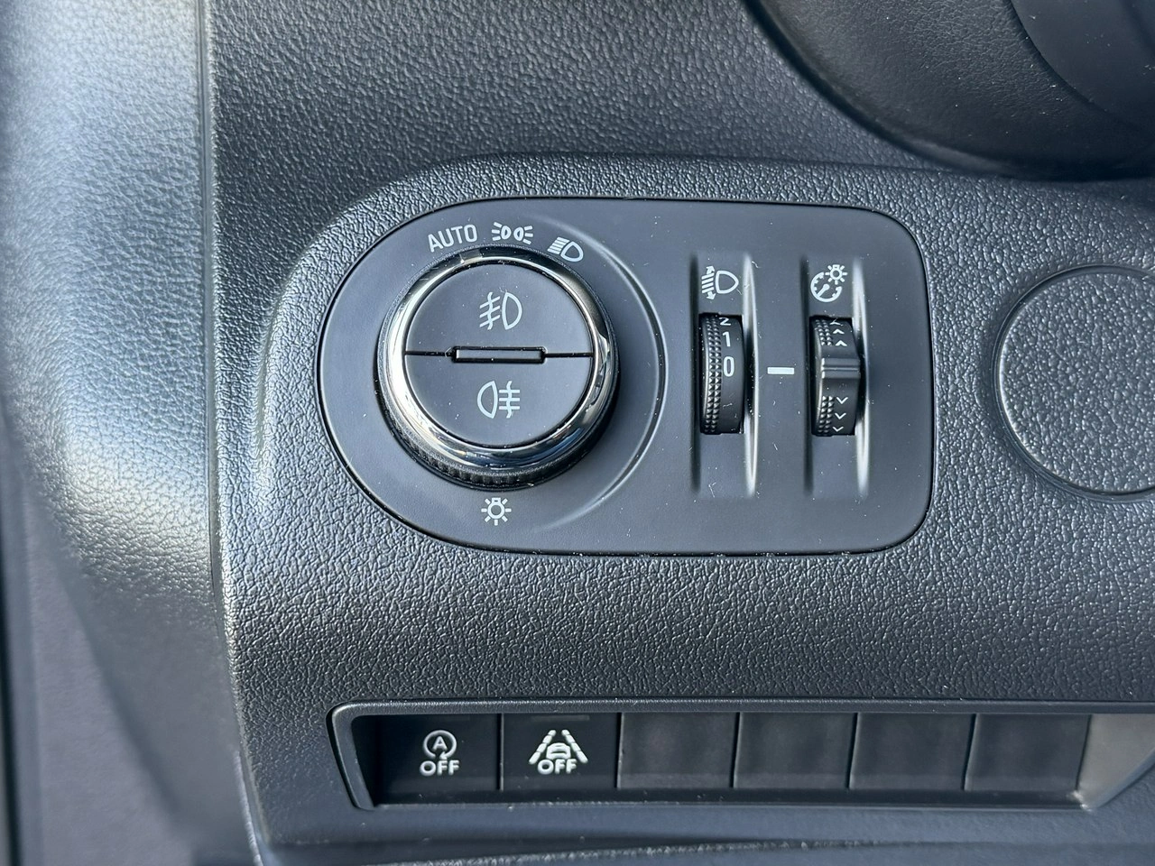 Opel Combo Life - Zdjęcie 13