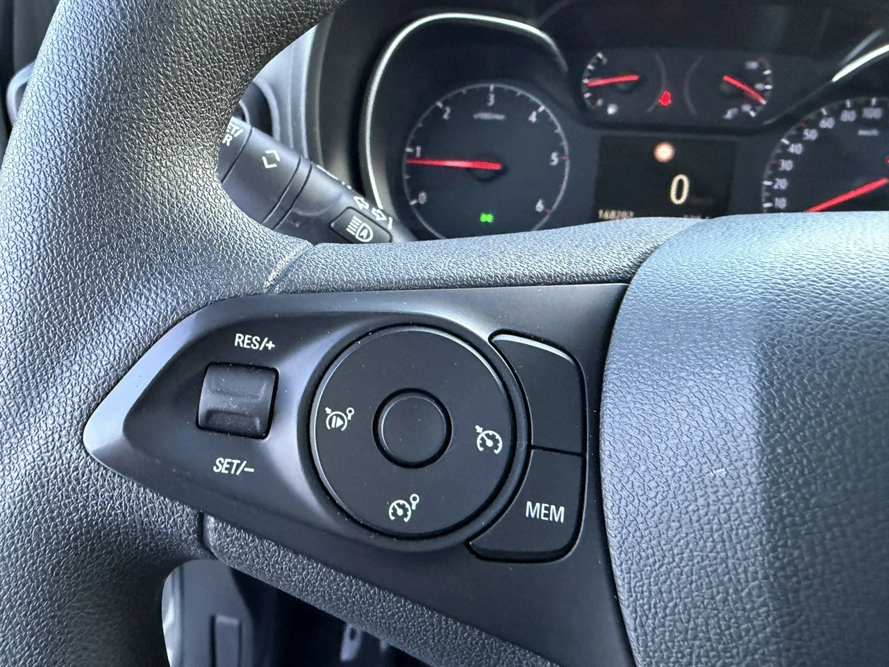 Opel Combo Life - Zdjęcie 23