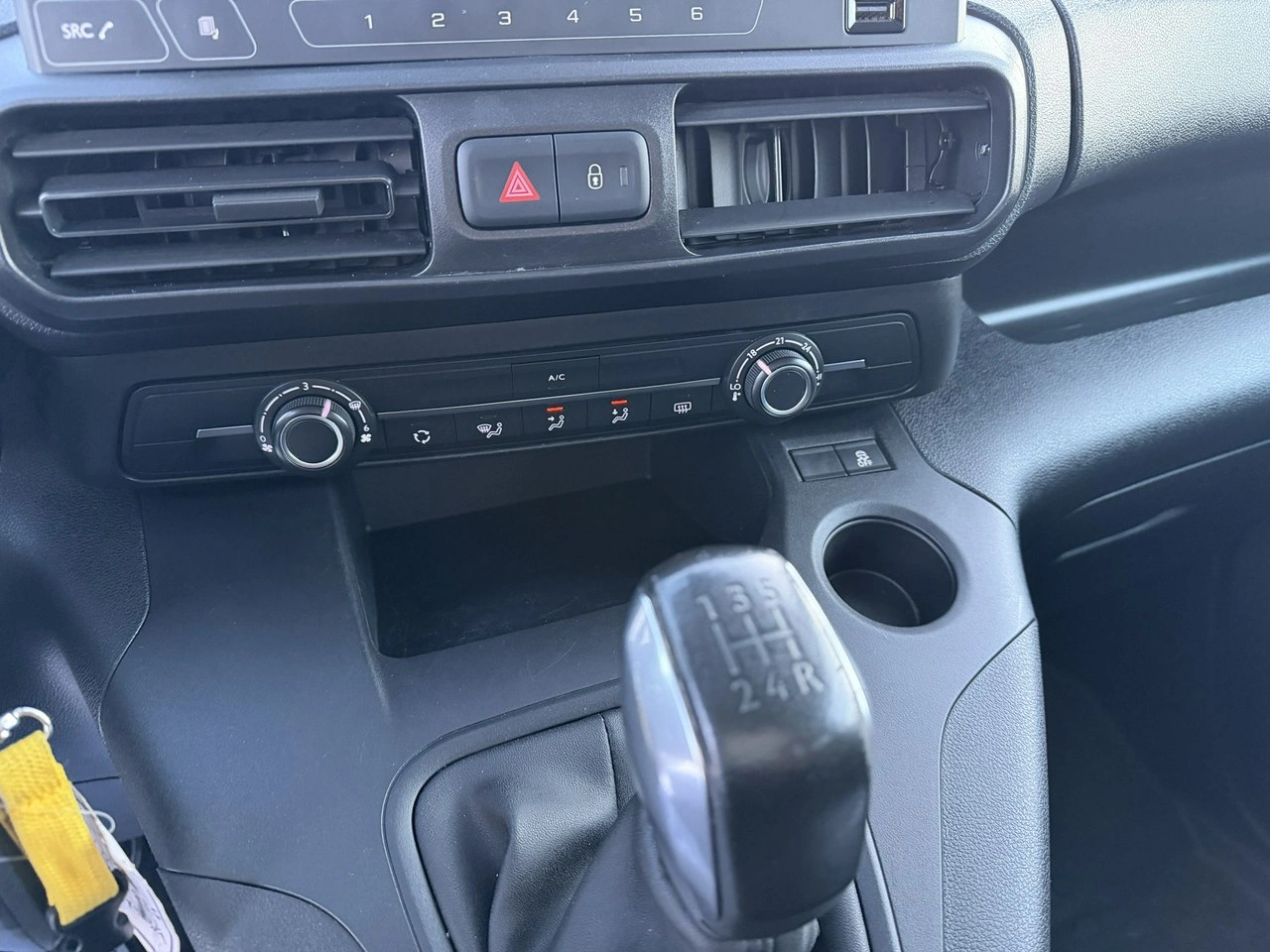 Opel Combo Life - Zdjęcie 26