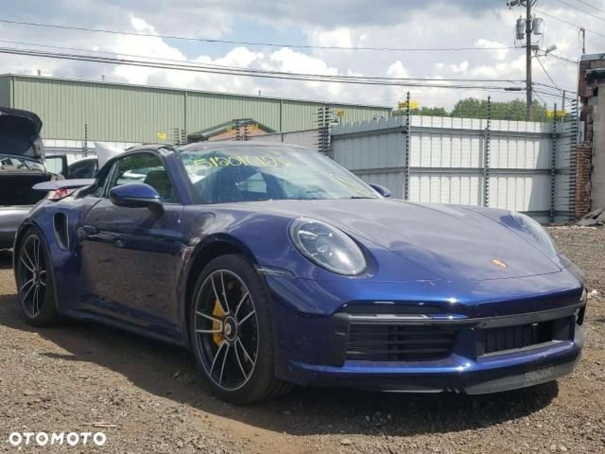 Porsche 911 - Główne zdjęcie