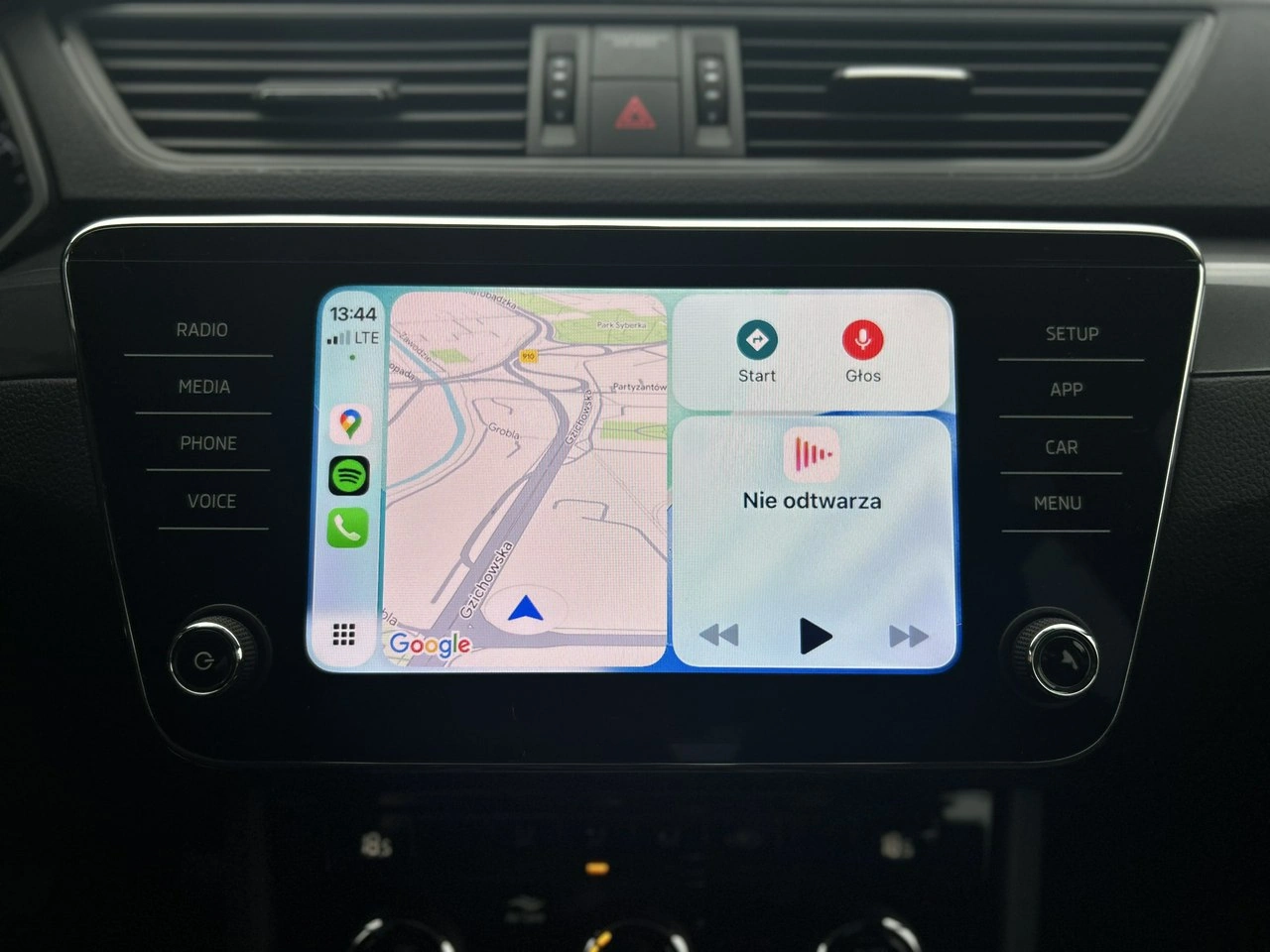 Skoda Superb - Zdjęcie 25