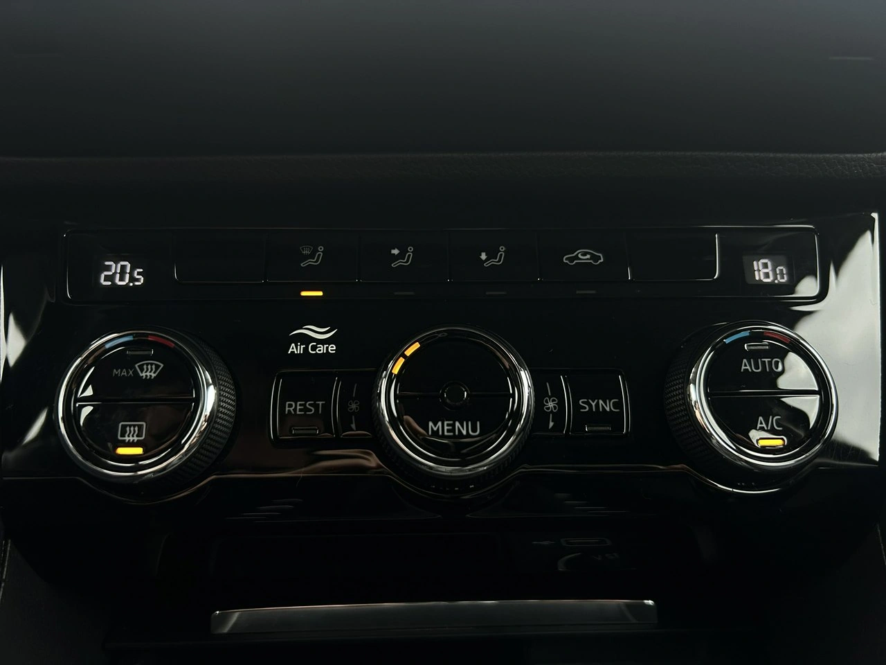 Skoda Superb - Zdjęcie 26