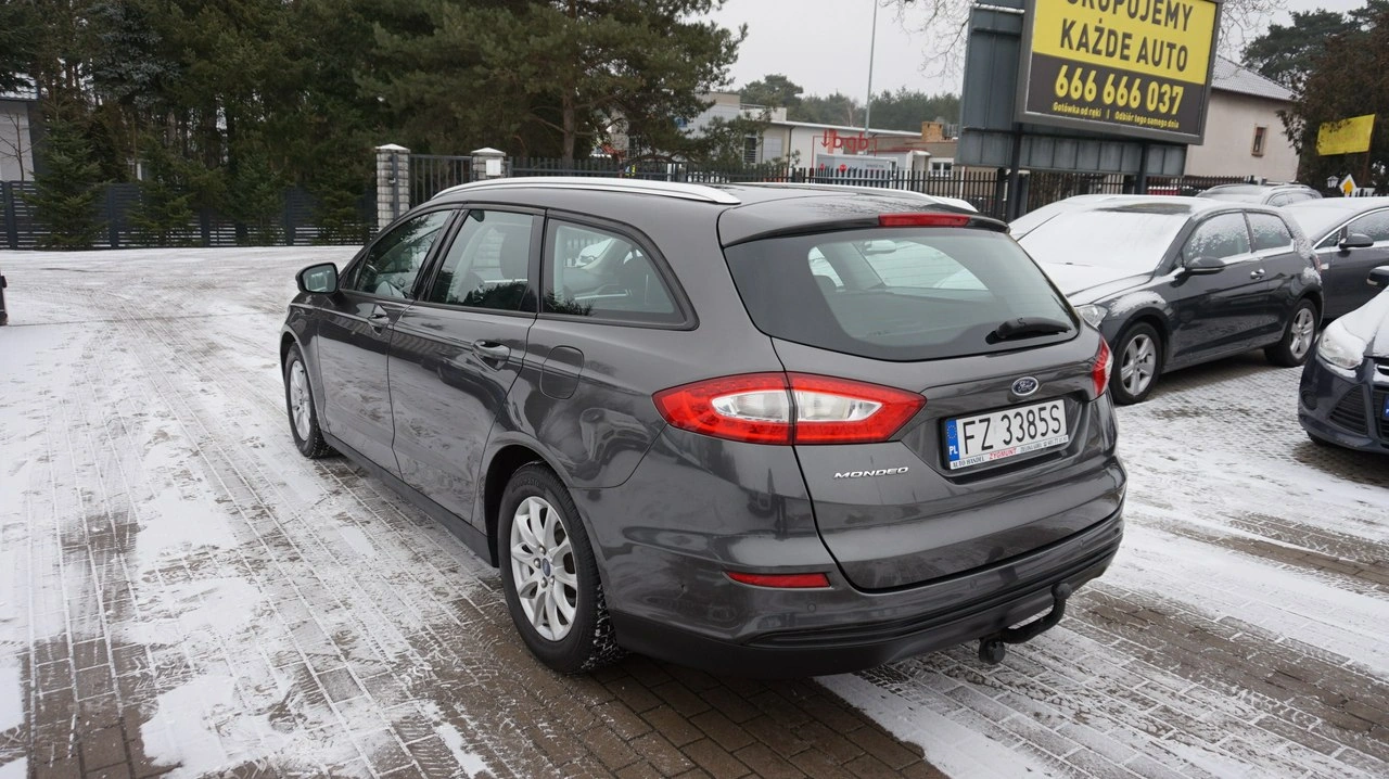Ford Mondeo - Zdjęcie 8
