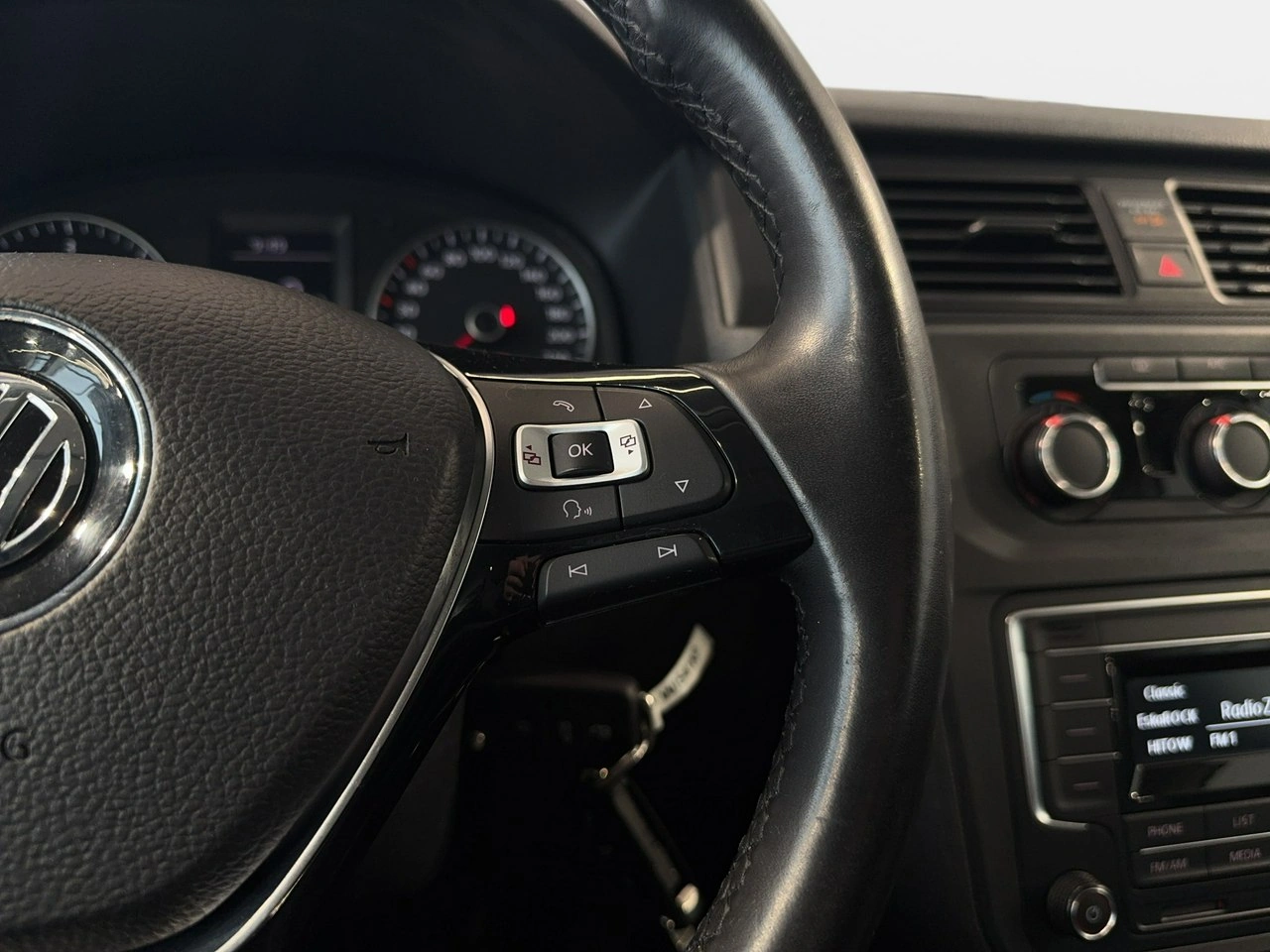 Volkswagen Caddy - Zdjęcie 19