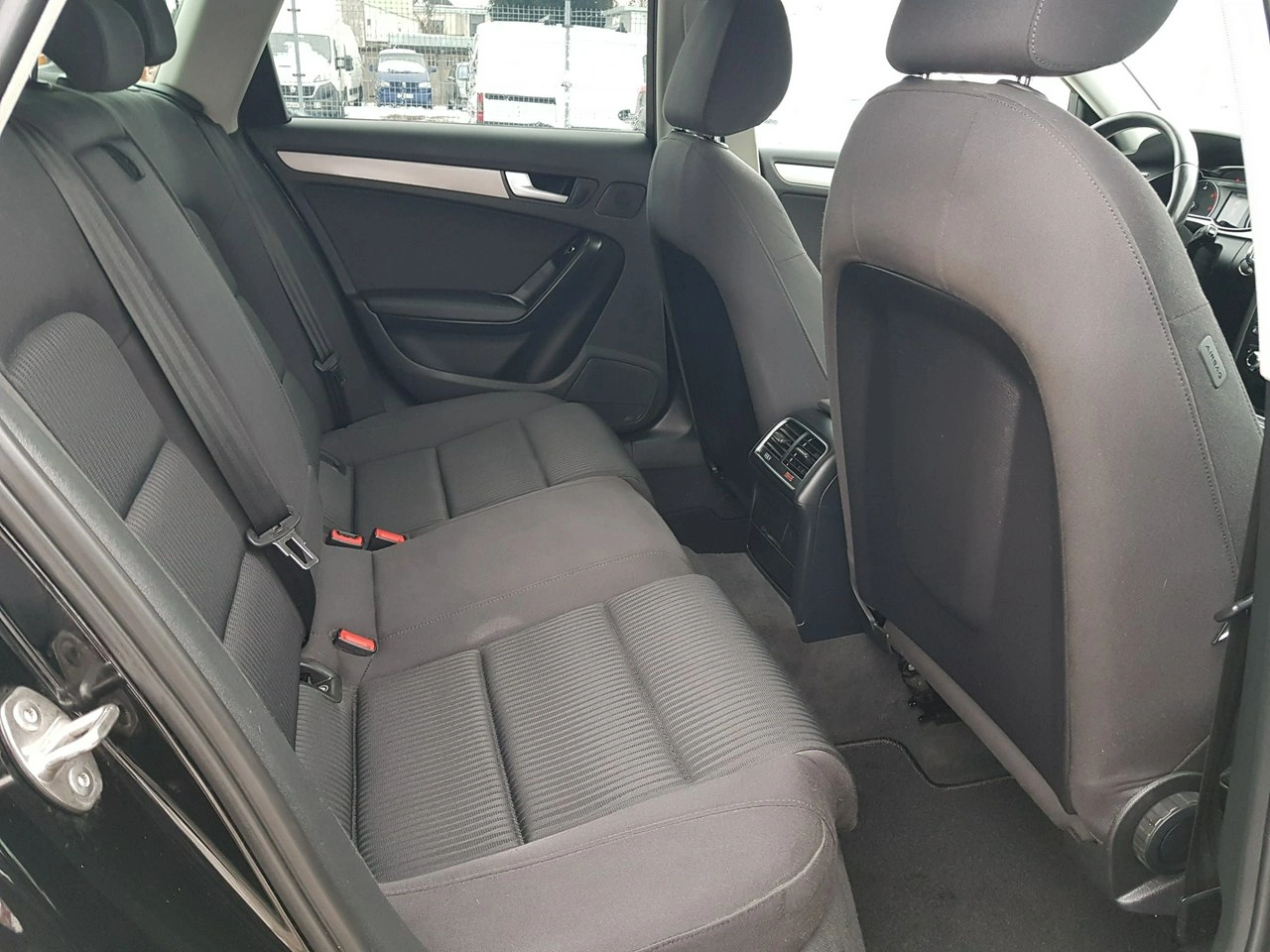 Audi A4 - Zdjęcie 14