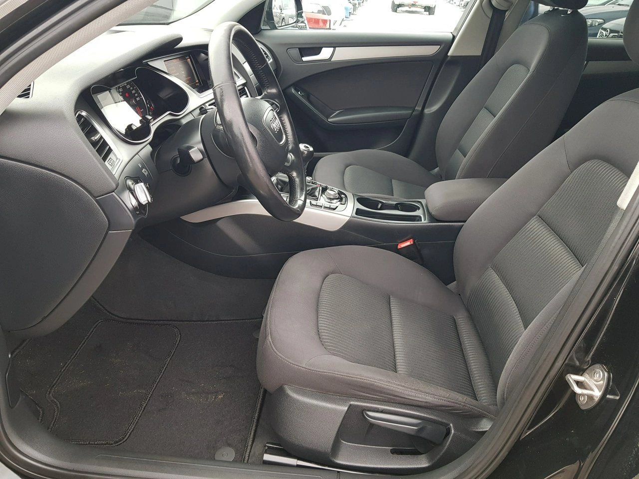 Audi A4 - Zdjęcie 8