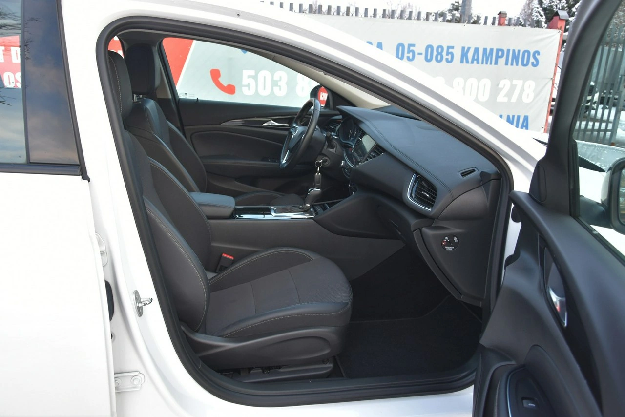 Opel Insignia - Zdjęcie 20