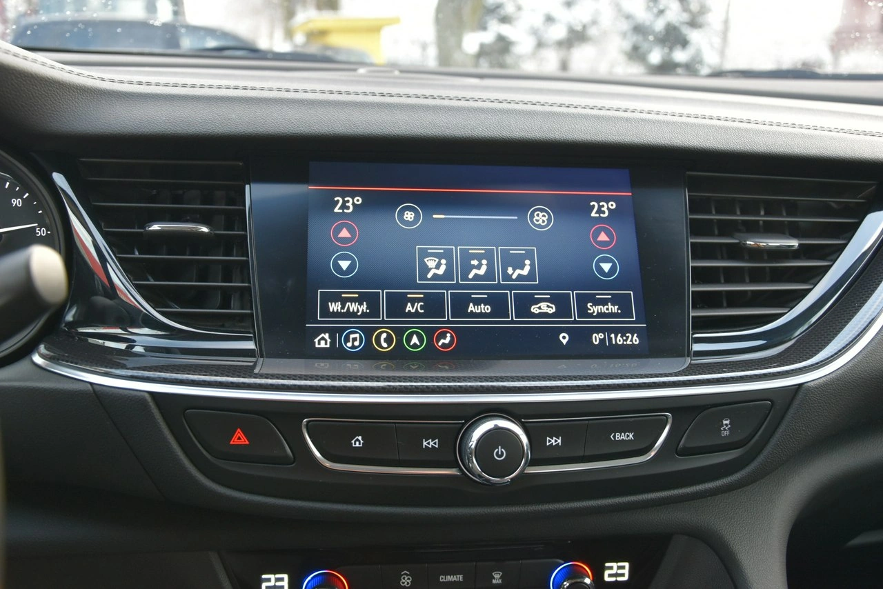 Opel Insignia - Zdjęcie 26