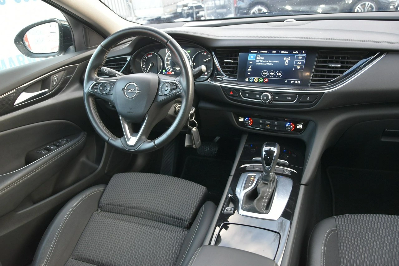 Opel Insignia - Zdjęcie 6
