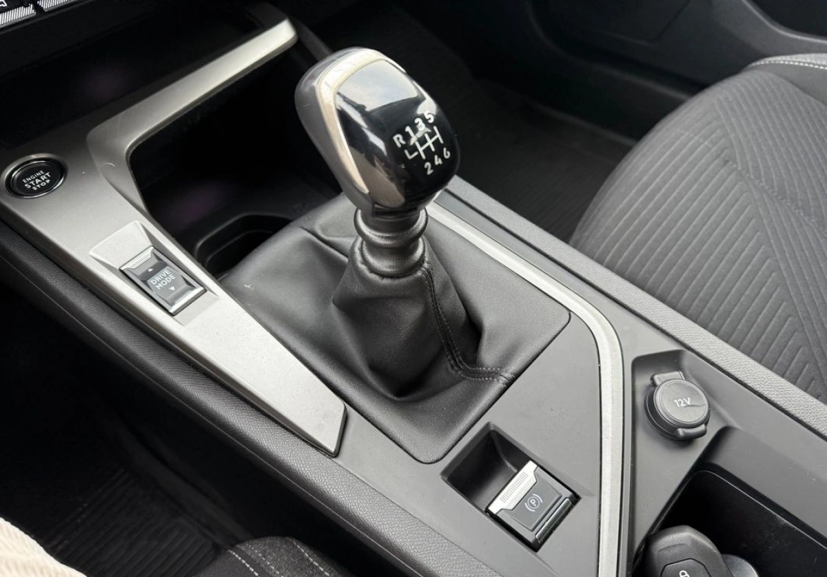 Peugeot 308 - Zdjęcie 15