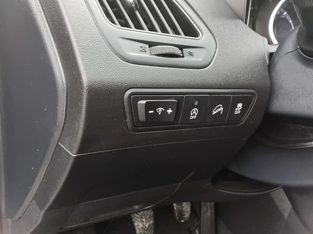 Hyundai ix35 - Zdjęcie 28