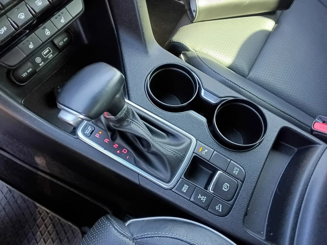 Kia Sportage - Zdjęcie 24