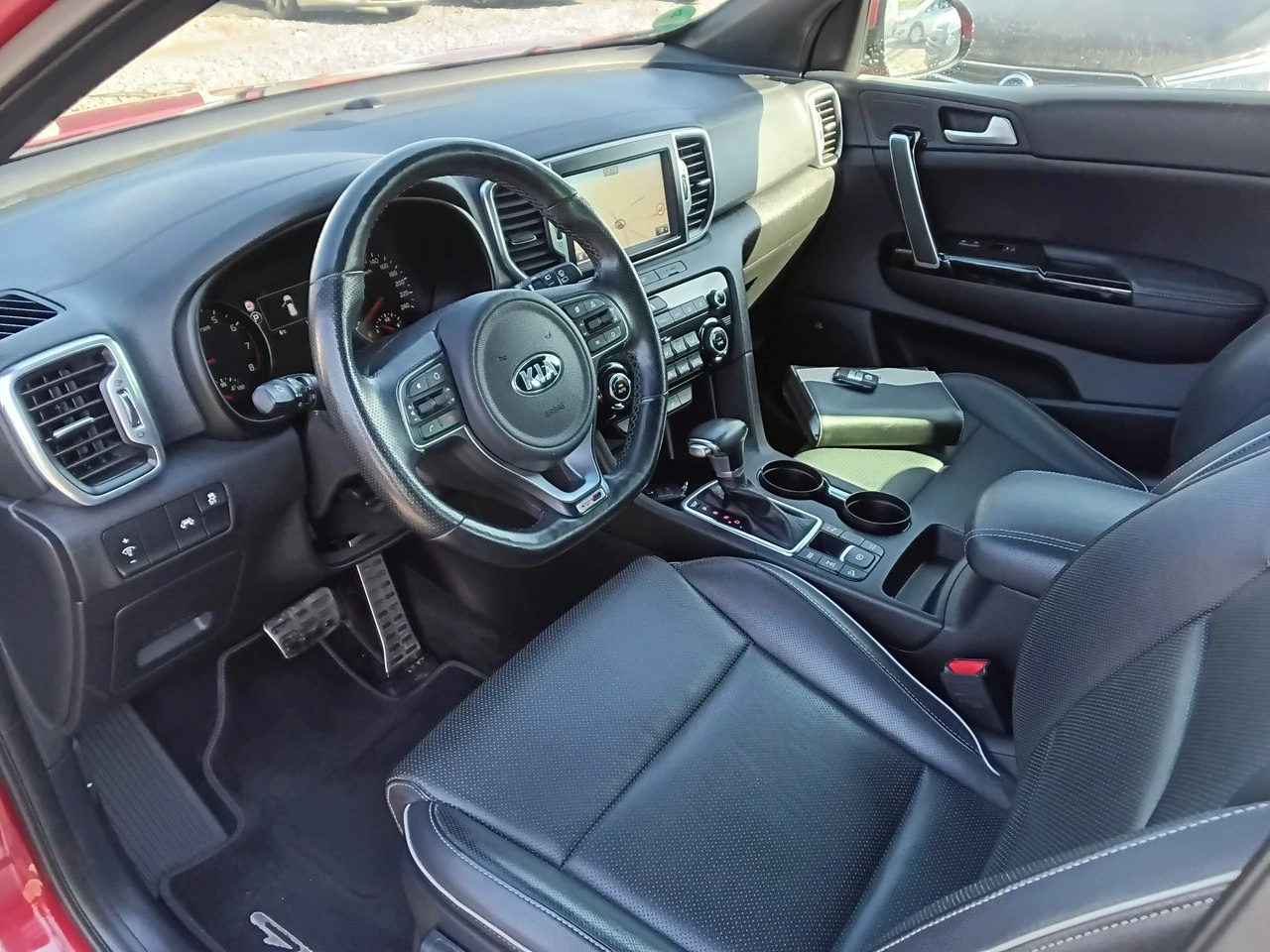 Kia Sportage - Zdjęcie 8