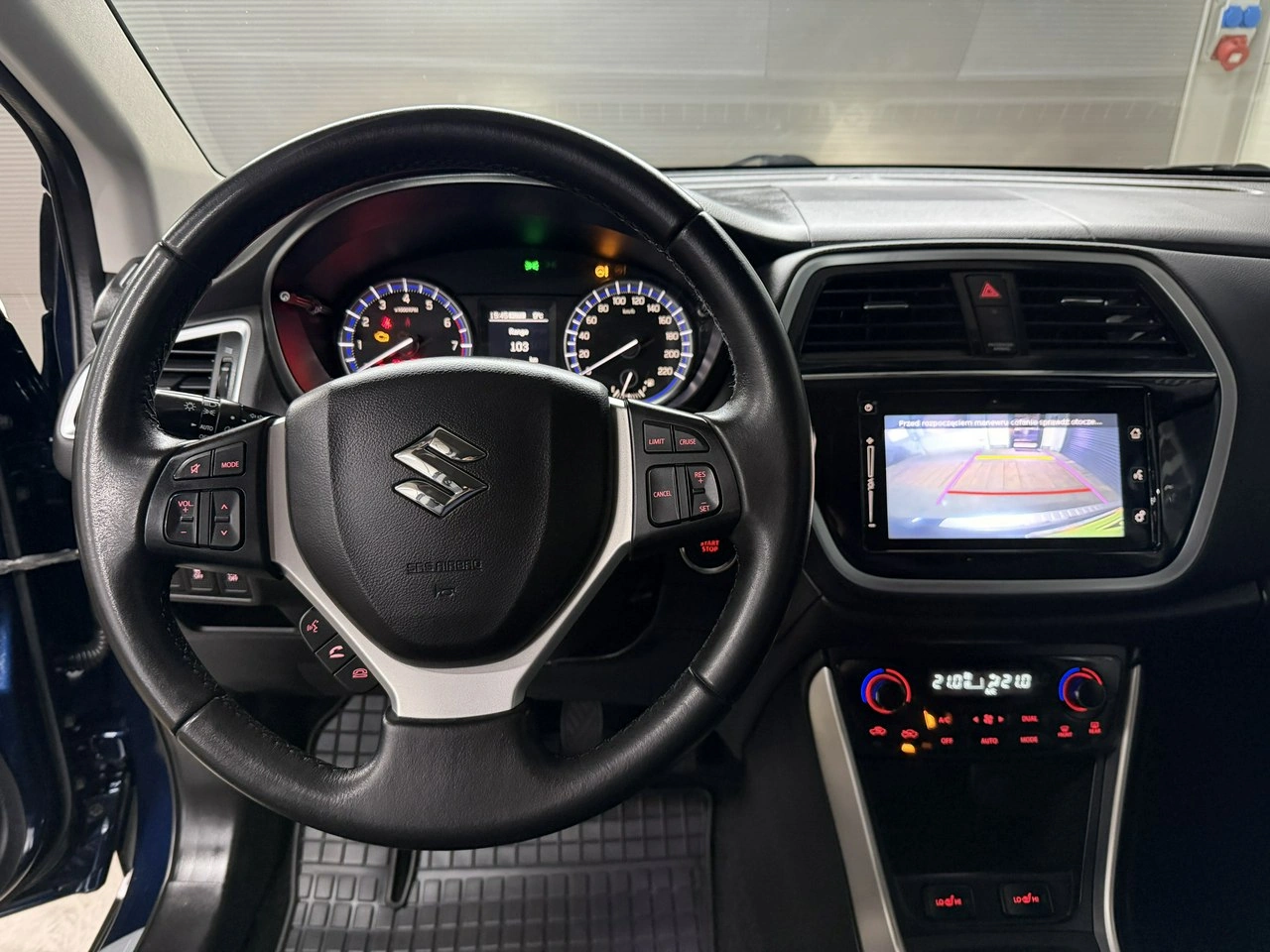 Suzuki SX4 S-Cross - Zdjęcie 17