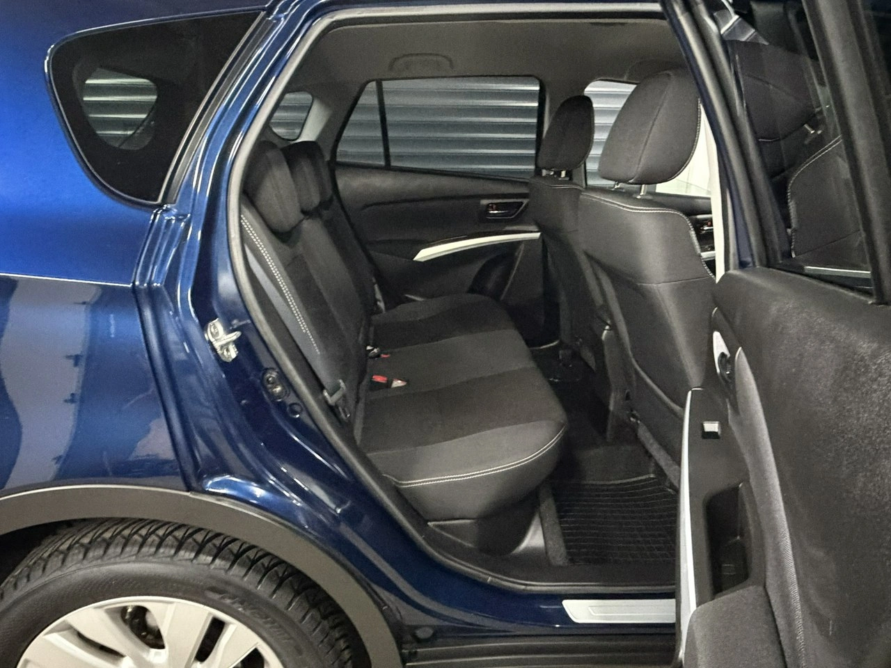 Suzuki SX4 S-Cross - Zdjęcie 19