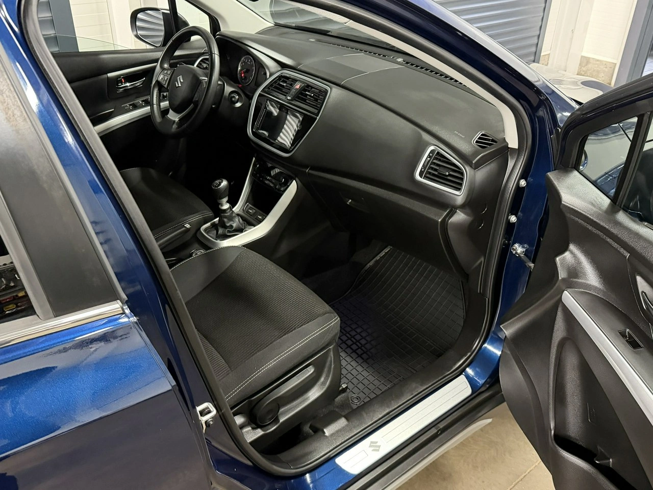 Suzuki SX4 S-Cross - Zdjęcie 20