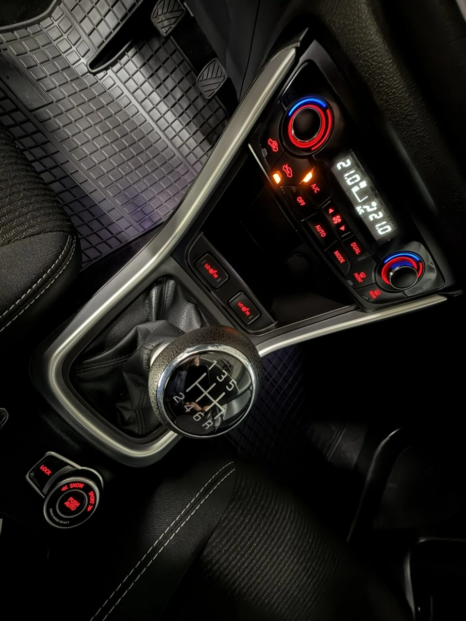 Suzuki SX4 S-Cross - Zdjęcie 26