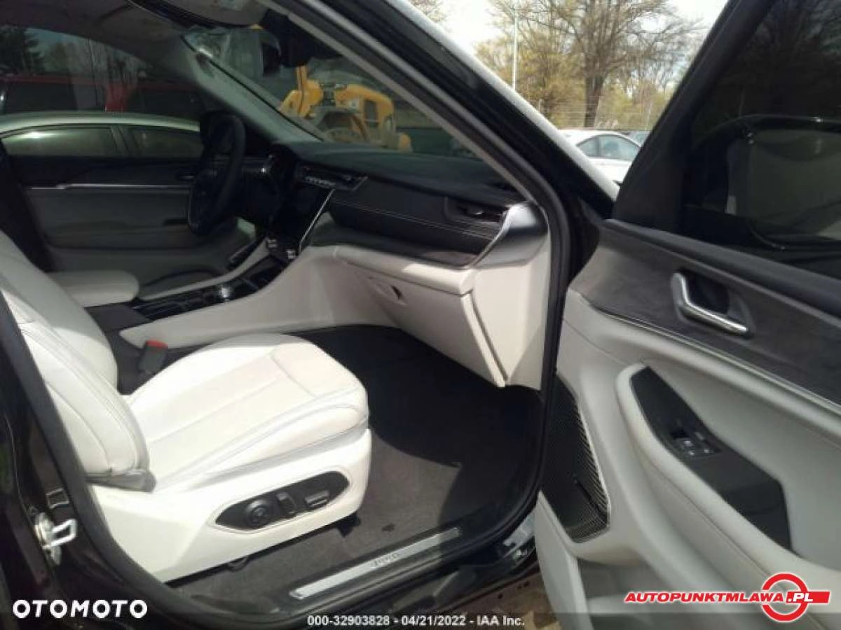 Jeep Grand Cherokee - Zdjęcie 4