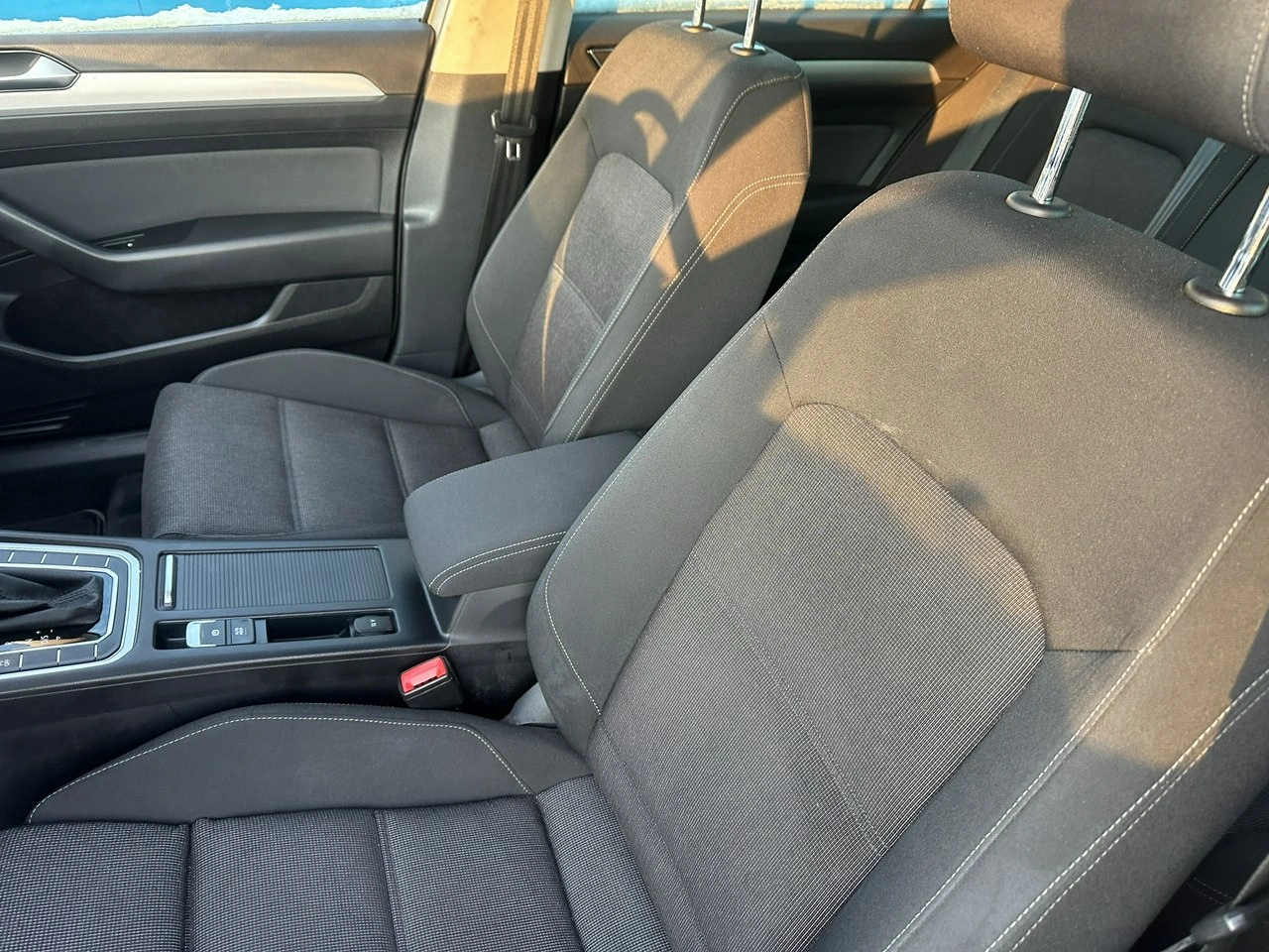 Volkswagen Passat - Zdjęcie 11