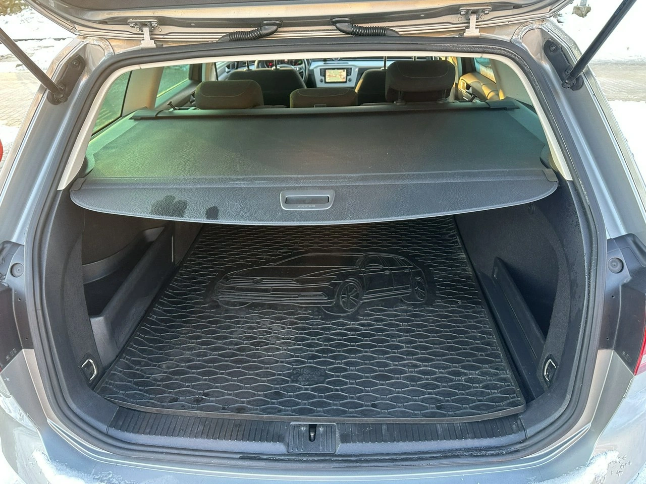 Volkswagen Passat - Zdjęcie 15