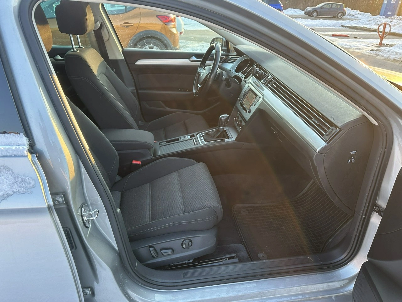 Volkswagen Passat - Zdjęcie 18