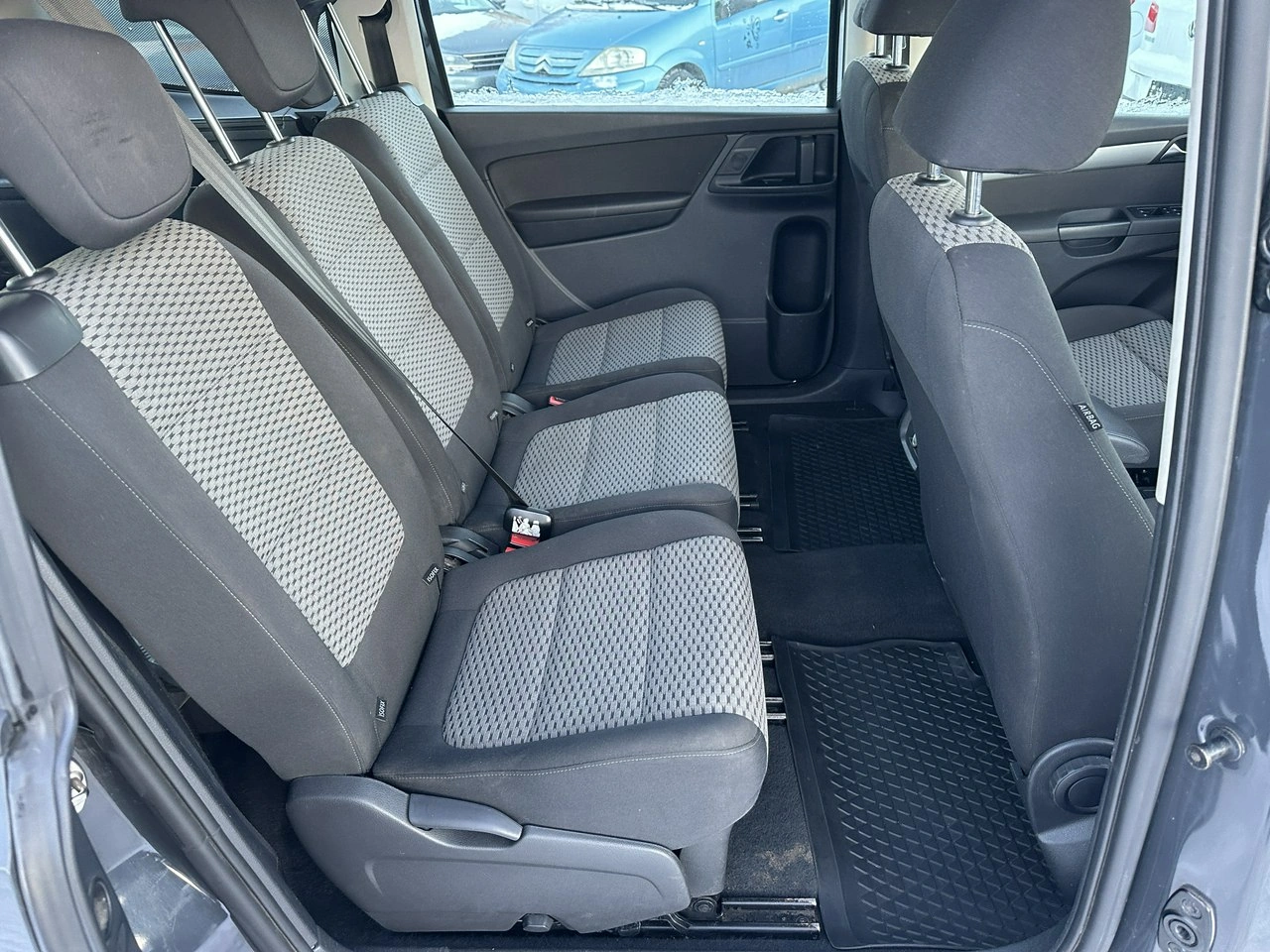 Volkswagen Sharan - Zdjęcie 9