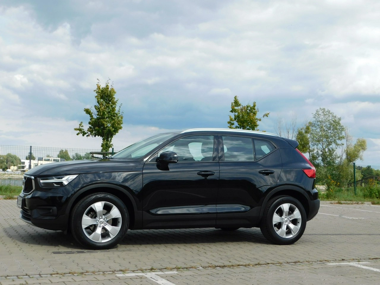 Volvo XC 40 - Zdjęcie 1