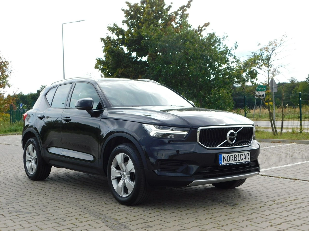 Volvo XC 40 - Zdjęcie 4