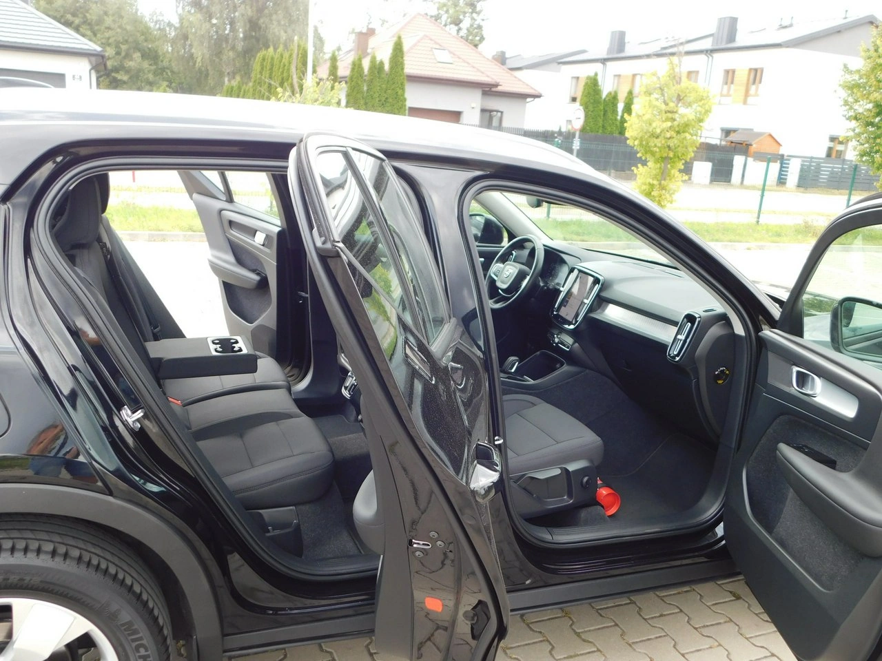 Volvo XC 40 - Zdjęcie 6