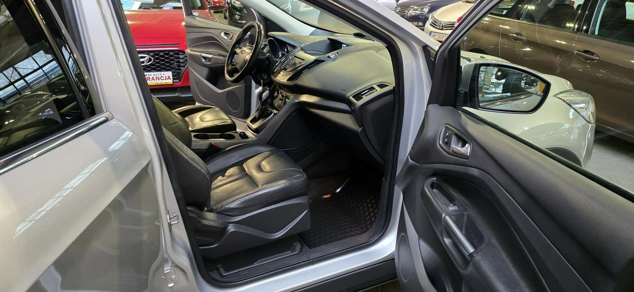 Ford Escape - Zdjęcie 15