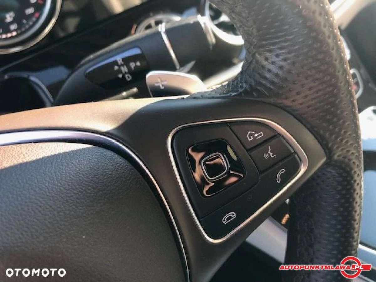 Mercedes-Benz Klasa E - Zdjęcie 12