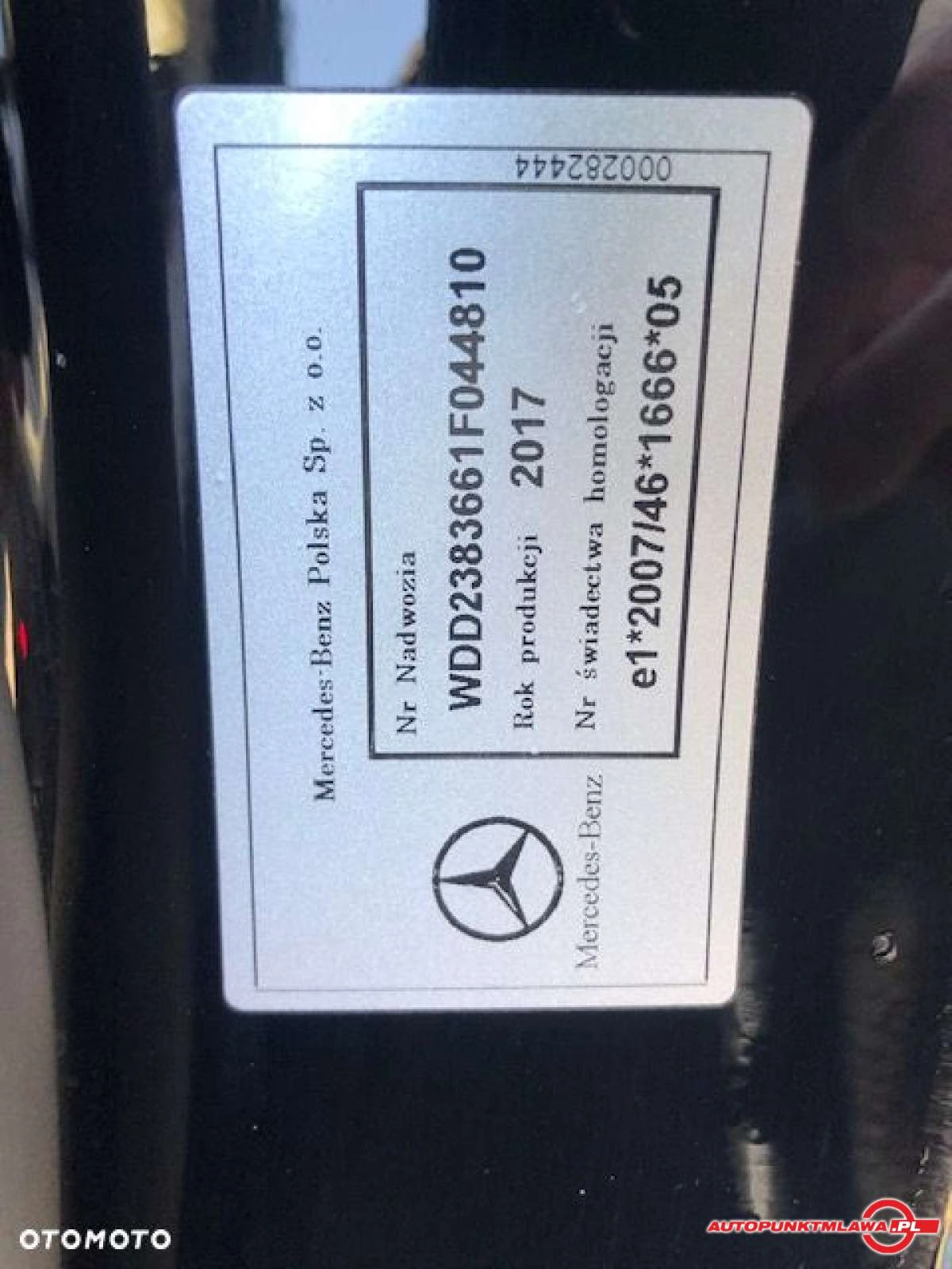 Mercedes-Benz Klasa E - Zdjęcie 17