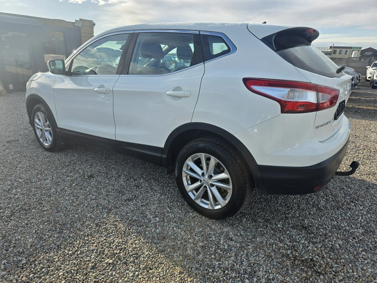 Nissan Qashqai - Zdjęcie 17