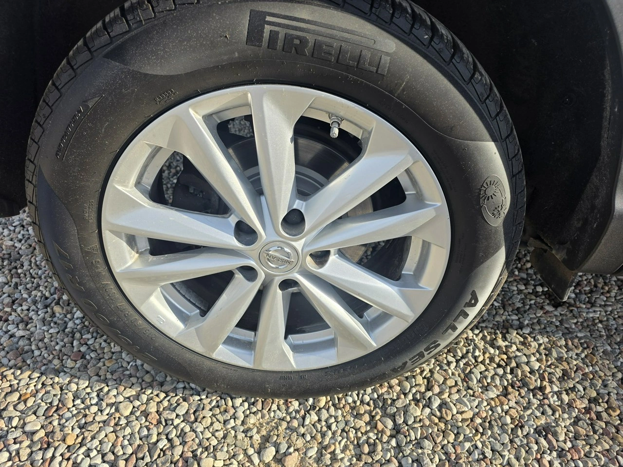 Nissan Qashqai - Zdjęcie 25