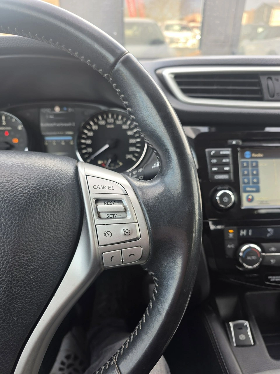 Nissan Qashqai - Zdjęcie 30