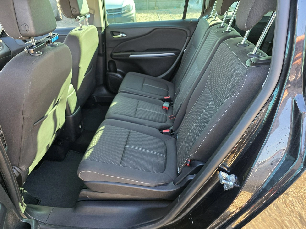 Opel Zafira - Zdjęcie 12