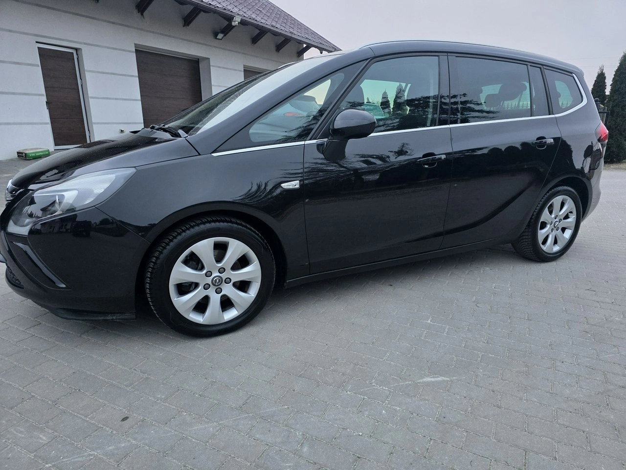 Opel Zafira - Zdjęcie 23