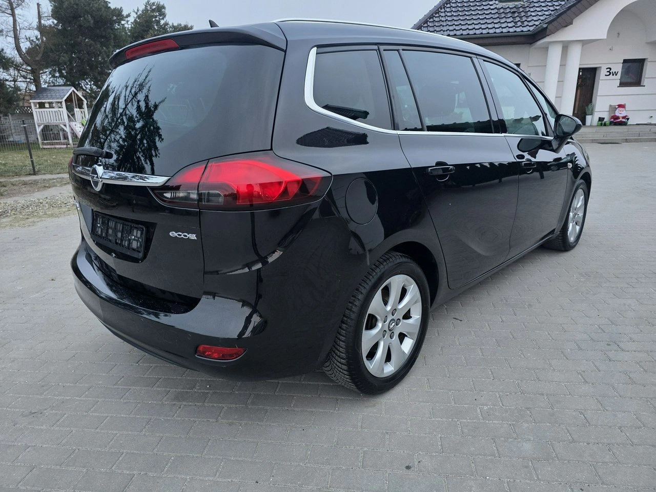 Opel Zafira - Zdjęcie 34