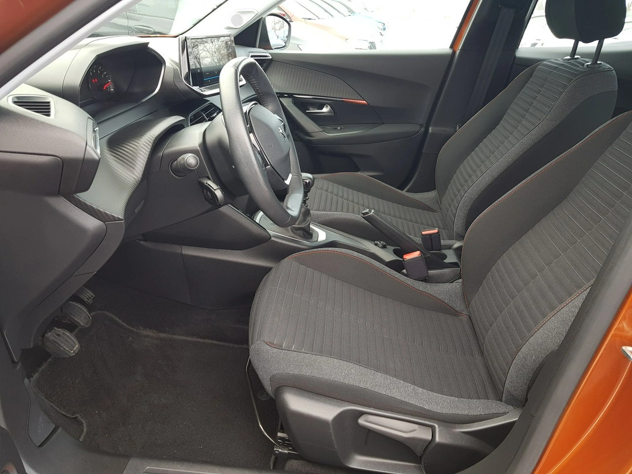 Peugeot 2008 - Zdjęcie 8