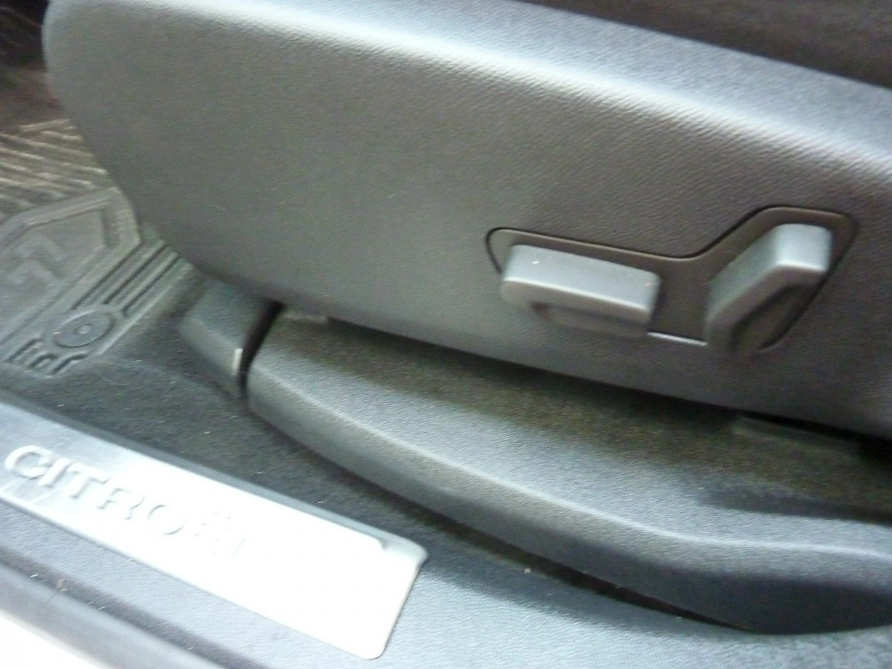 Citroën C5 Aircross - Zdjęcie 11