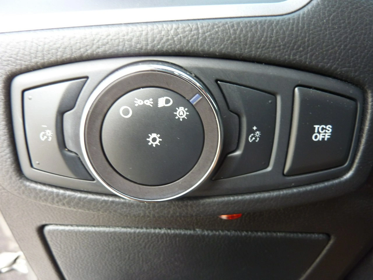 Ford Edge - Zdjęcie 25