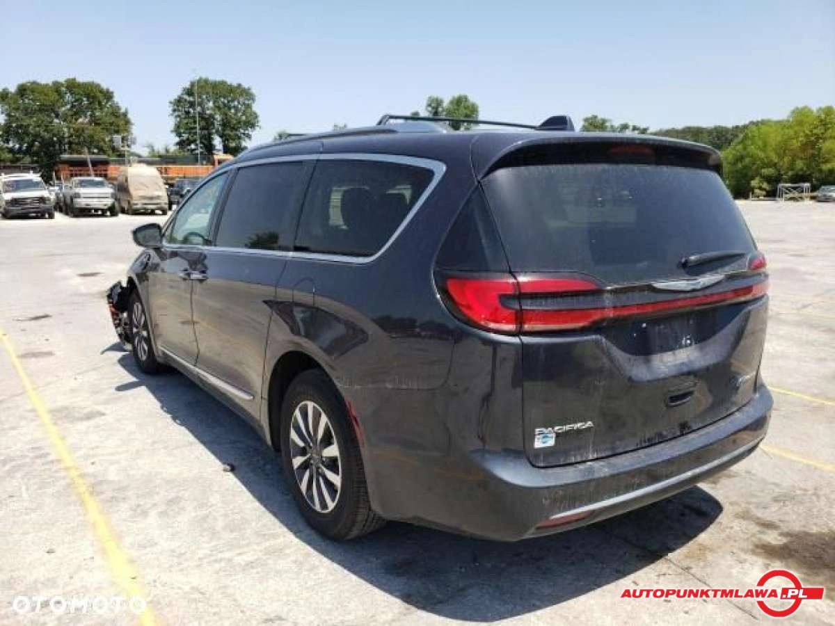 Chrysler Pacifica - Zdjęcie 3