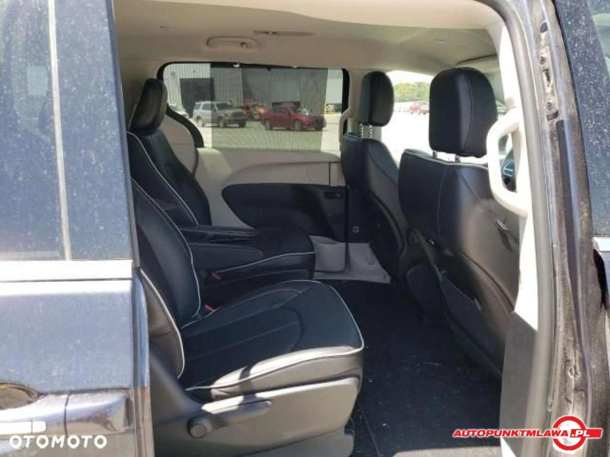 Chrysler Pacifica - Zdjęcie 6