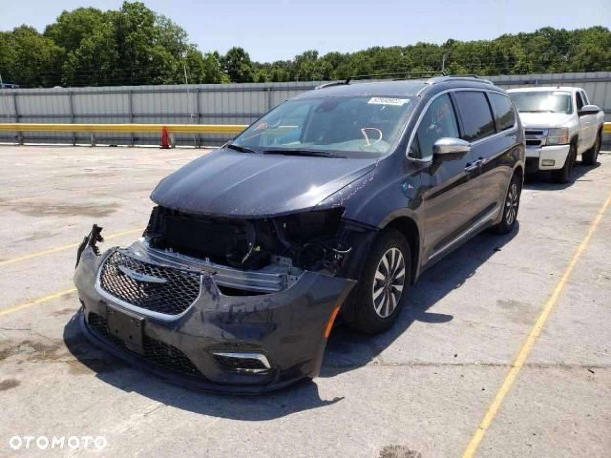 Chrysler Pacifica - Główne zdjęcie