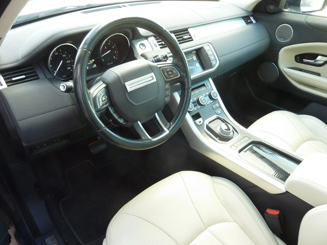 Land Rover Range Rover Evoque - Zdjęcie 9