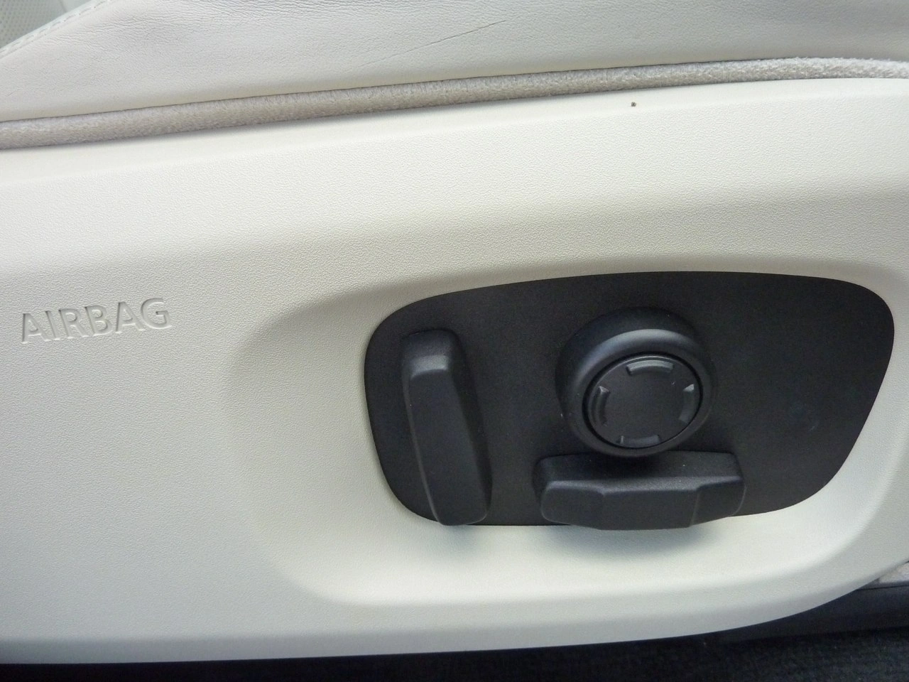 Land Rover Range Rover Evoque - Zdjęcie 15