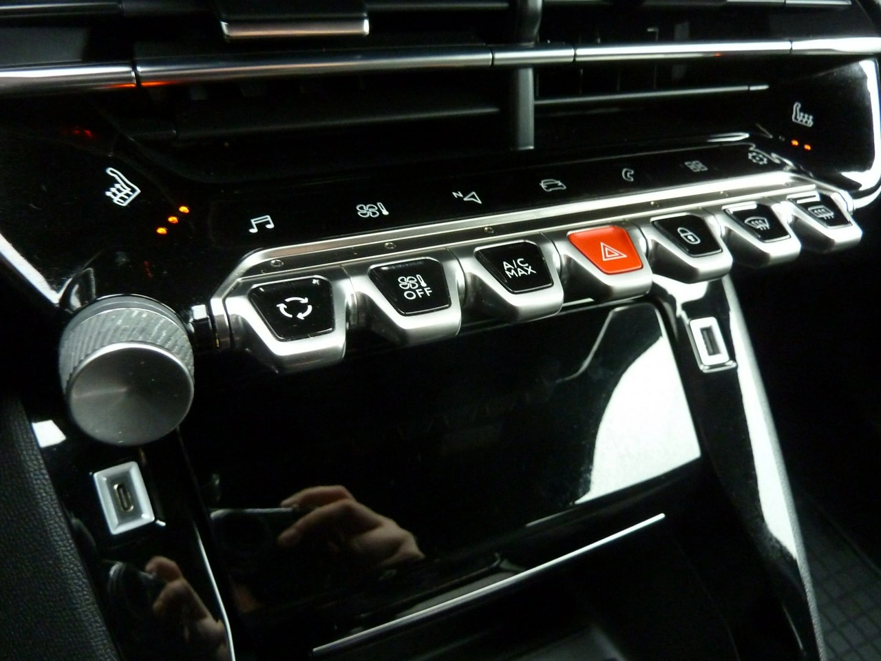 Peugeot 2008 - Zdjęcie 31